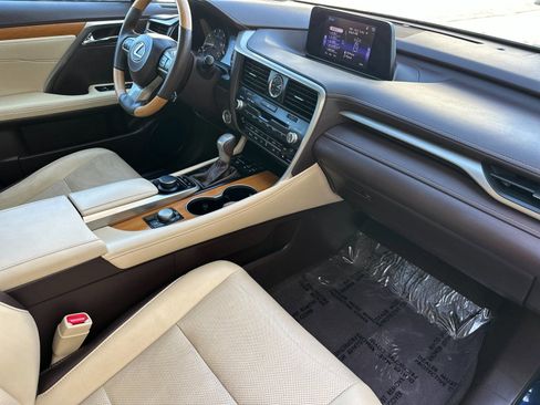 Used 2016 Lexus RX 350 FWD w/ Premium Package image 18