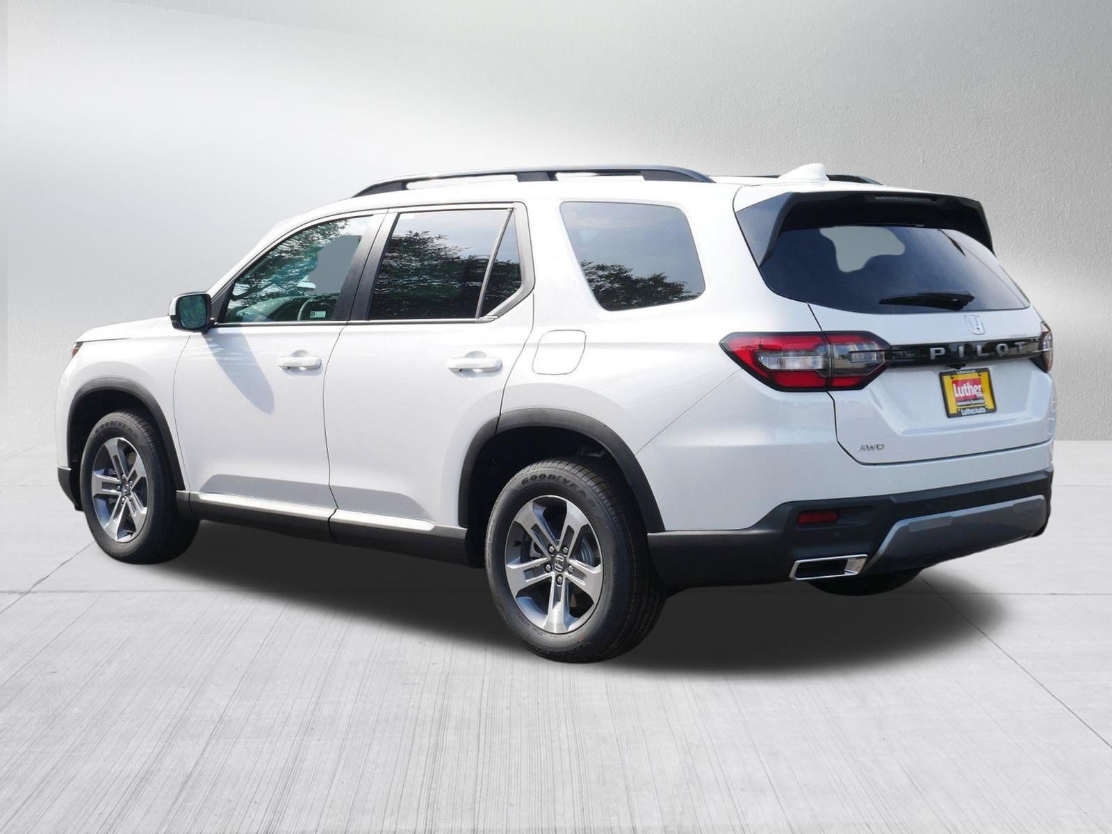 New 2026 Honda Pilot EX-L image 5