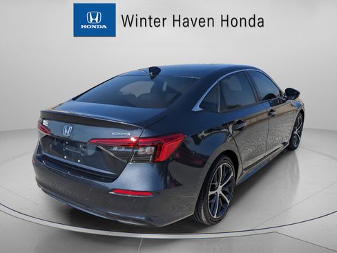 Used 2022 Honda Civic Touring image 8