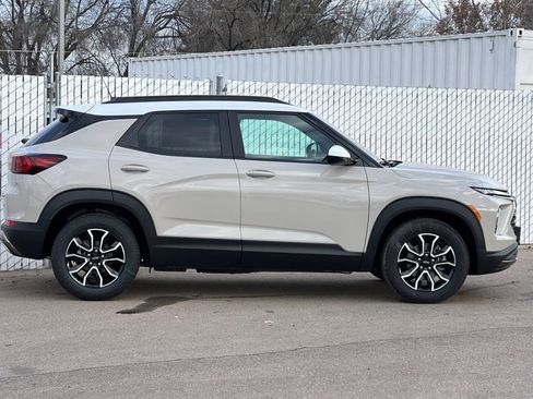 New 2026 Chevrolet TrailBlazer ACTIV w/ Convenience Package FWD image 3