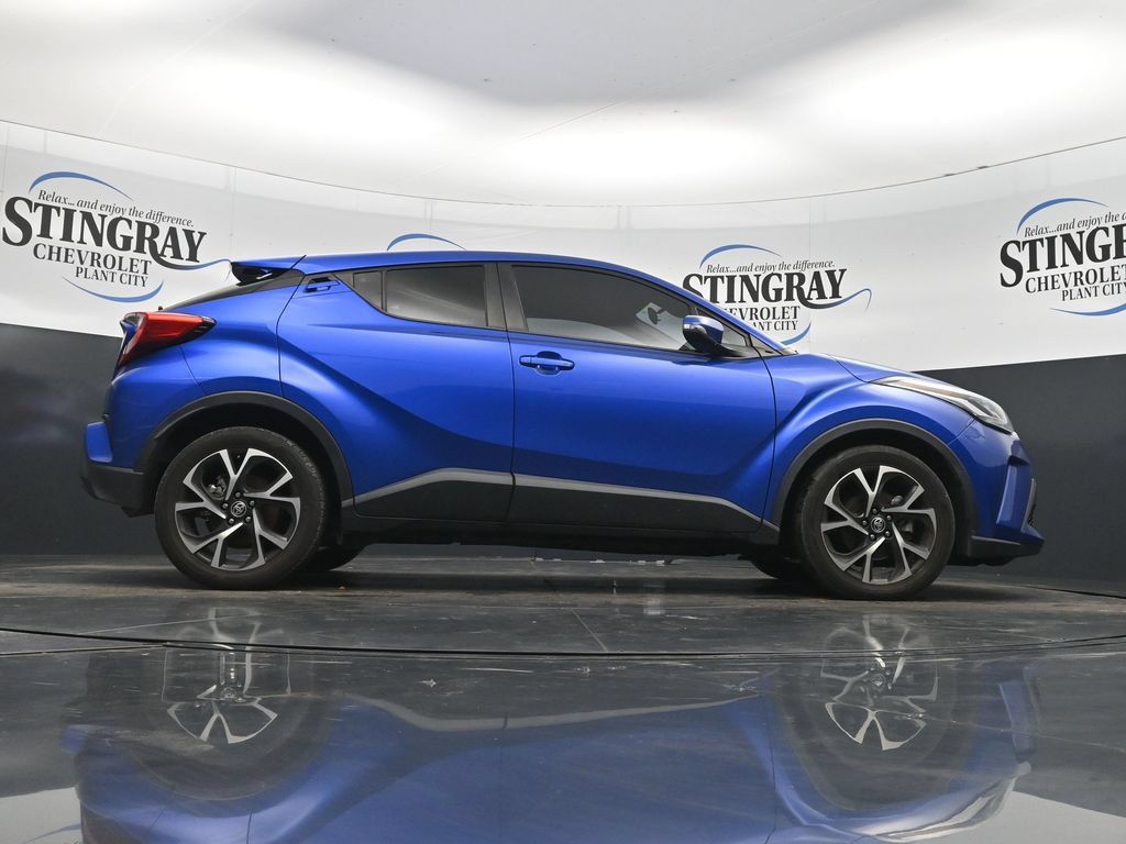 Used 2021 Toyota C-HR XLE FWD image 33