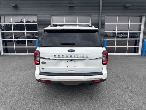 Certified 2022 Ford Expedition King Ranch AWD/4WD image 3