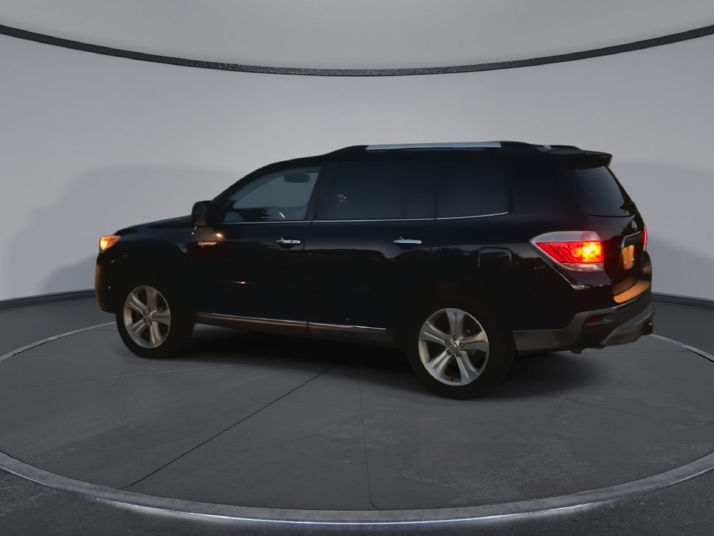 Used 2013 Toyota Highlander Limited AWD/4WD image 6