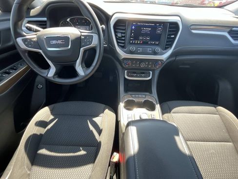 Certified 2023 GMC Acadia SLE w/ Driver Convenience Package image 16