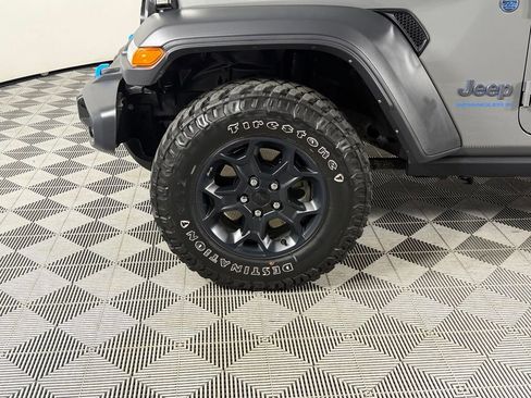 Certified 2023 Jeep Wrangler Unlimited AWD/4WD image 11
