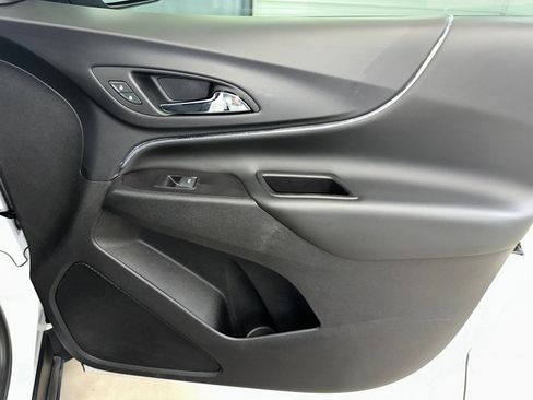 Used 2019 Chevrolet Equinox LT image 30