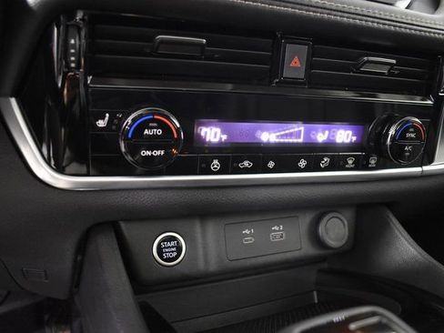 Certified 2023 Nissan Rogue SV w/ SV Premium Package image 18