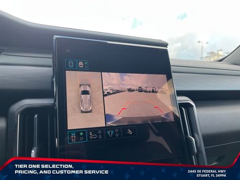 New 2026 GMC Acadia AT4 w/ Luxury Package AWD/4WD image 33