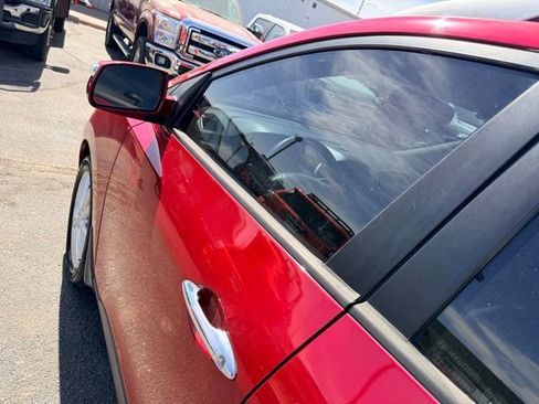 Used 2011 Hyundai Tucson Limited image 14