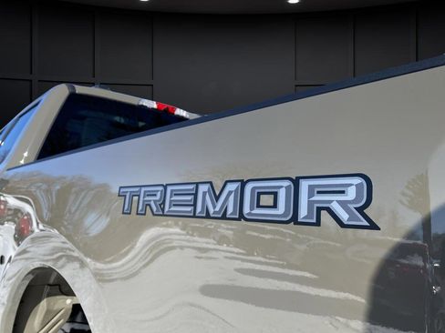 New 2026 Ford F250 XLT w/ XLT Premium Package image 19