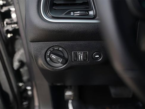 Used 2022 Dodge Challenger SXT w/ Blacktop Package image 15