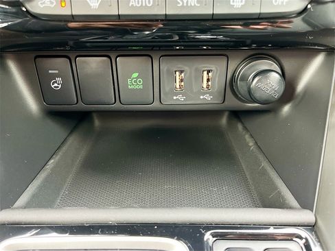 New 2026 Mitsubishi Eclipse Cross Black Edition image 32