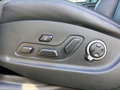 Used 2025 Genesis GV80 2.5T Prestige AWD/4WD image 34