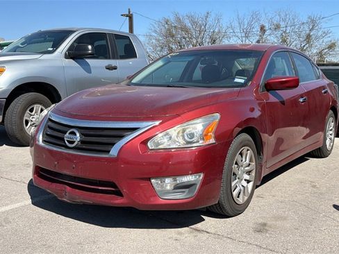 Used 2015 Nissan Altima 2.5 S w/ Power Driver Seat Package image 15