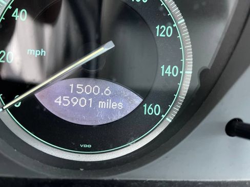 Used 2005 Mercedes-Benz SL 500 image 6