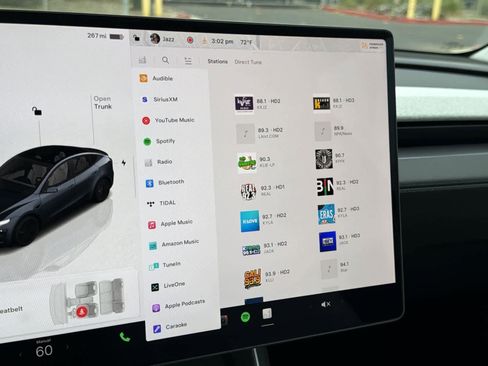 Used 2026 Tesla Model Y 2WD image 19