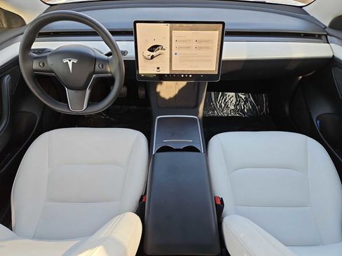 Used 2023 Tesla Model 3 Standard Range image 15