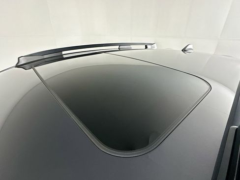 Certified 2024 Subaru Crosstrek 2.0i Premium image 29