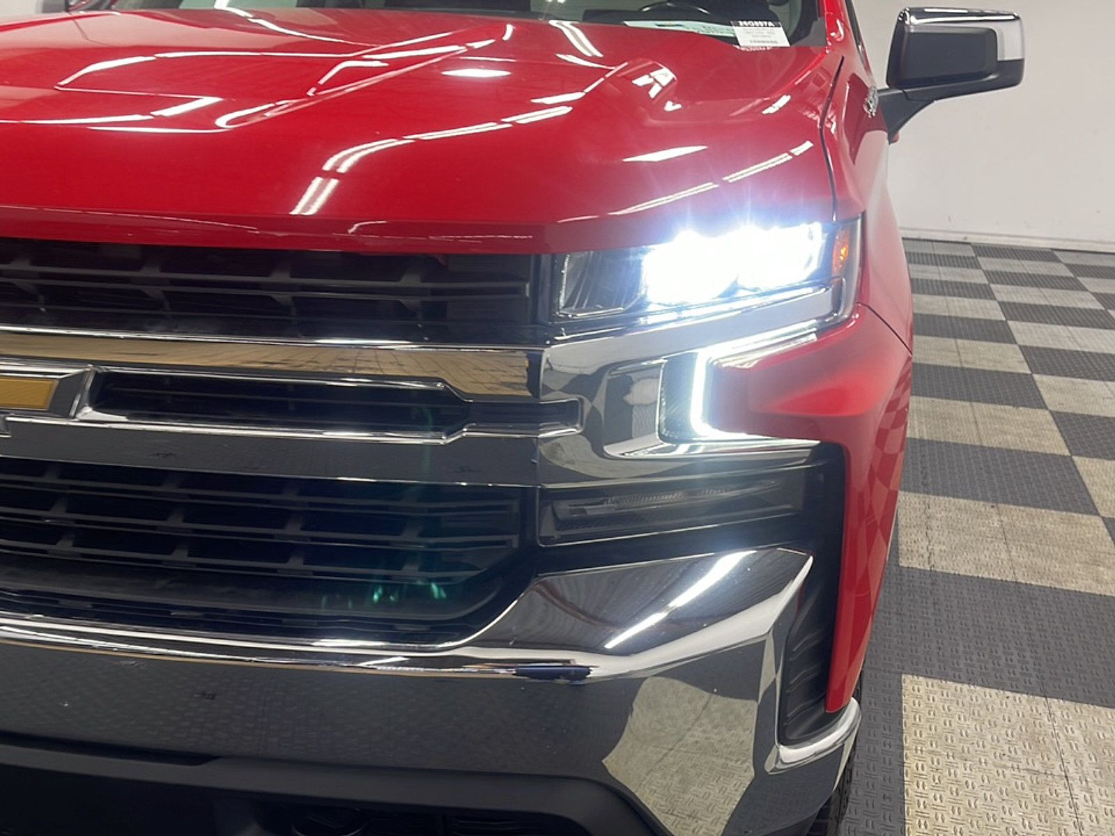 Used 2019 Chevrolet Silverado 1500 LT w/ All-Star Edition AWD/4WD image 25