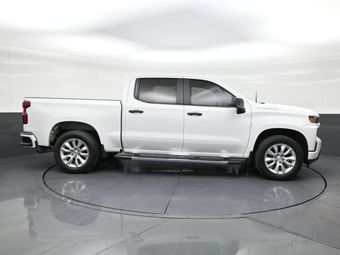 Used 2021 Chevrolet Silverado 1500 Custom w/ Custom Max Trailering Package AWD/4WD image 6