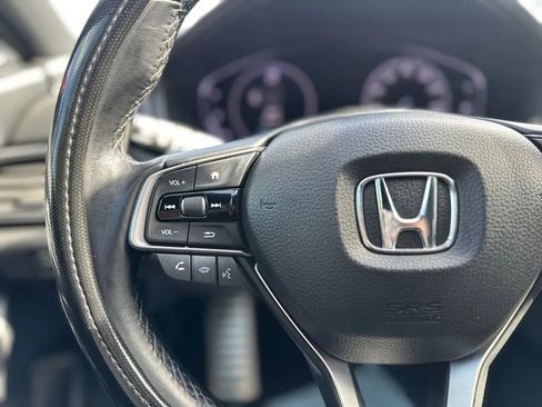 Used 2019 Honda Accord Sport image 18