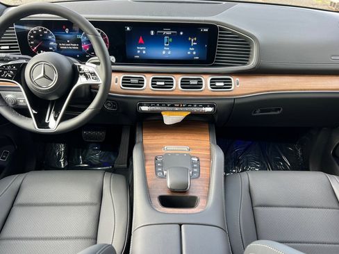 New 2026 Mercedes-Benz GLE 350 4MATIC image 3