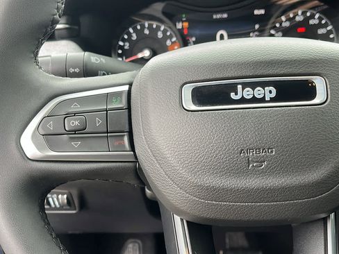 Used 2023 Jeep Compass Latitude w/ Sun and Sound Group image 15