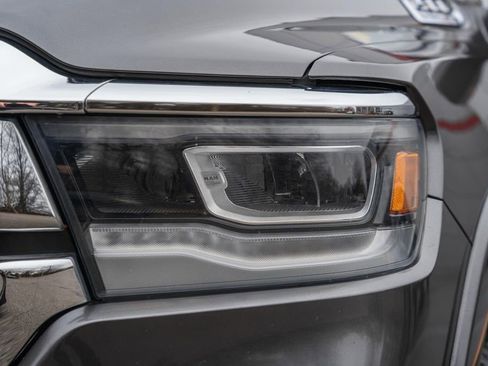 Used 2019 RAM 1500 Laramie image 18