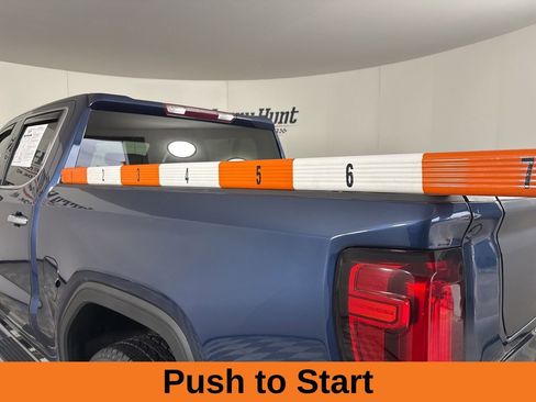 Used 2022 GMC Sierra 1500 SLT w/ SLT Convenience Package image 8