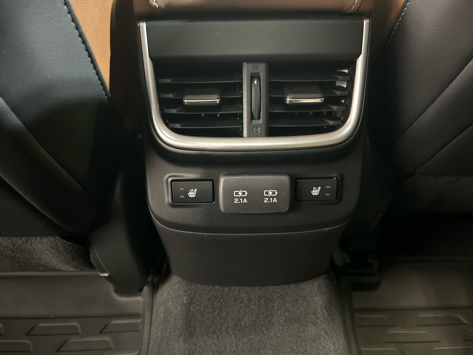 Used 2021 Subaru Outback Touring w/ Popular Package #2 AWD/4WD image 13