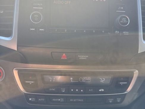 Used 2017 Honda Ridgeline Sport image 12