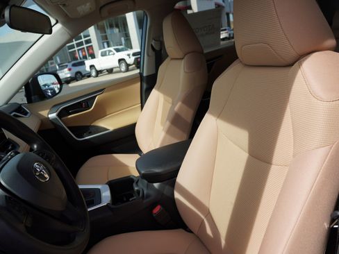 New 2025 Toyota RAV4 LE image 20