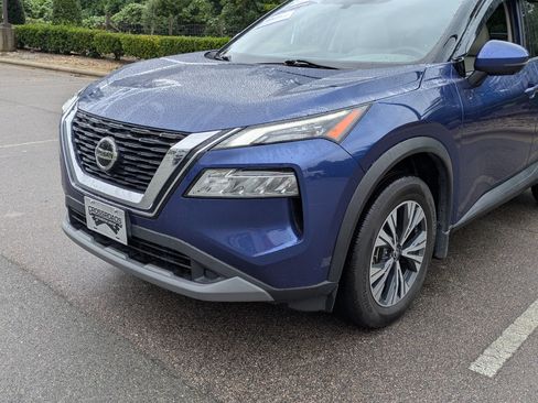 Used 2021 Nissan Rogue SV w/ Premium Package AWD/4WD image 10