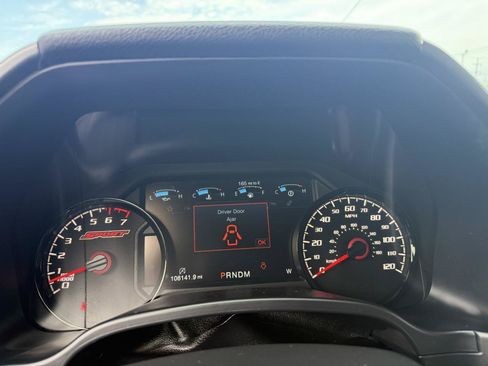 Used 2018 Ford F150 Lariat w/ Equipment Group 502A Luxury AWD/4WD image 20