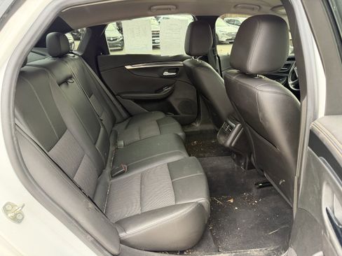 Used 2018 Chevrolet Impala LT image 9