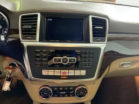 Used 2013 Mercedes-Benz GL 450 4MATIC image 20