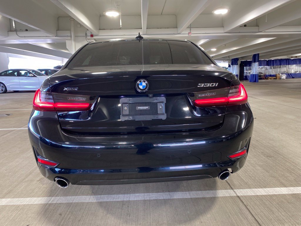 Used 2021 BMW 330i xDrive Sedan w/ Convenience Package AWD/4WD image 4