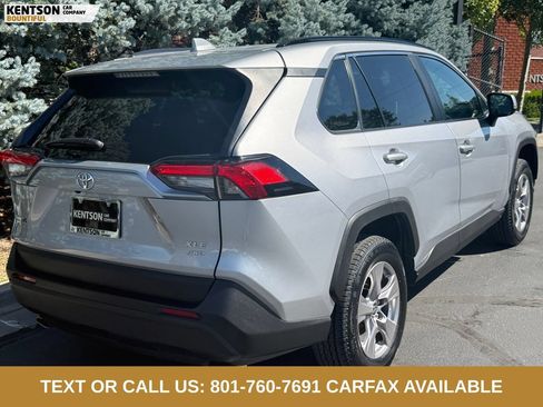 Used 2025 Toyota RAV4 XLE AWD/4WD image 8