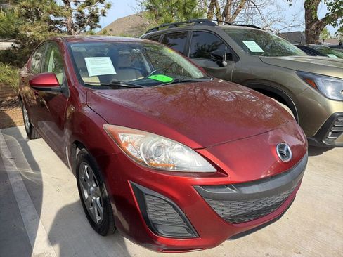 Used 2011 MAZDA MAZDA3 i Touring image 2