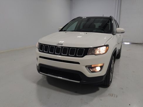 Used 2019 Jeep Compass Limited image 15