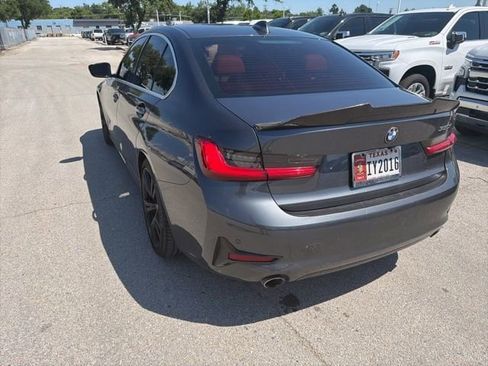 Used 2021 BMW 330i Sedan w/ Convenience Package RWD image 4