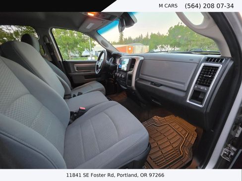 Used 2014 RAM 1500 Classic SLT AWD/4WD image 10
