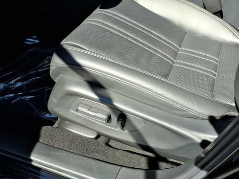 Certified 2026 Honda HR-V EX-L image 14