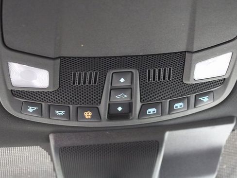 Used 2020 Ford F250 Platinum w/ FX4 Off-Road Package image 15