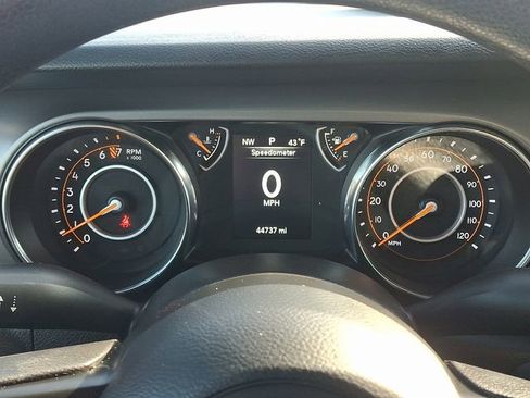 Used 2021 Jeep Wrangler Unlimited Sport image 19