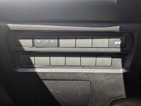 Used 2024 Mitsubishi Outlander SE FWD image 25