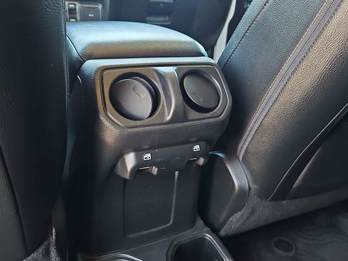 Used 2022 Jeep Wrangler Unlimited Sport image 20
