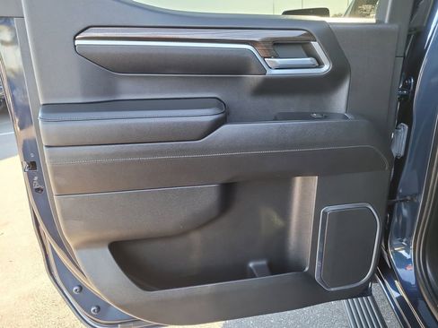 Used 2022 Chevrolet Silverado 1500 LT image 9