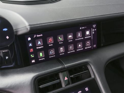 Used 2020 Porsche Taycan Turbo image 22