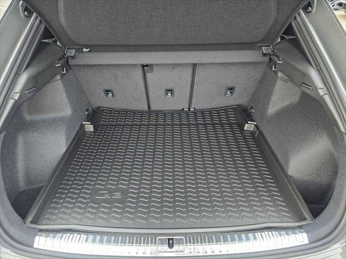 New 2025 Audi Q3 2.0T Premium image 16